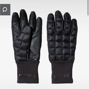 Moose knuckle gloves size SMALL MENS